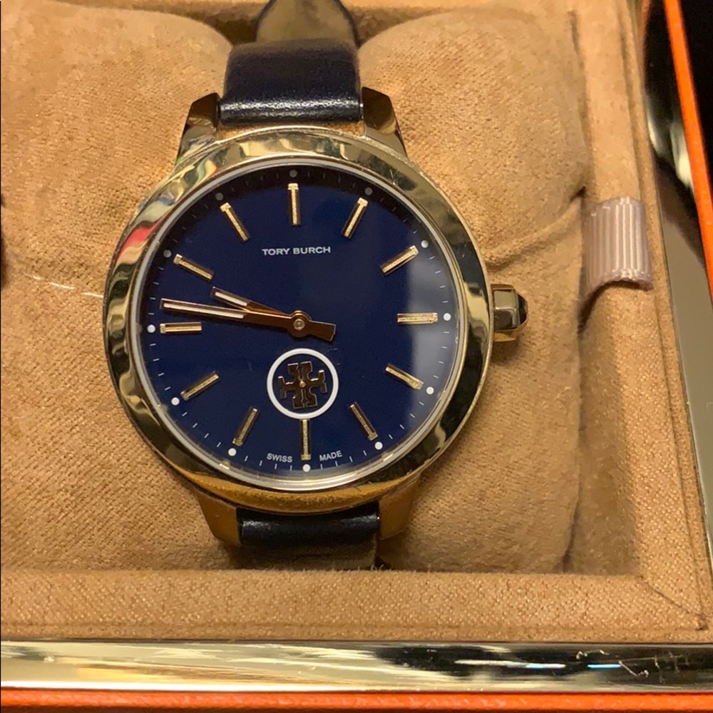 Watch - Picture 2 of 2